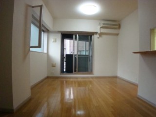 アールヴェール新宿弁天町