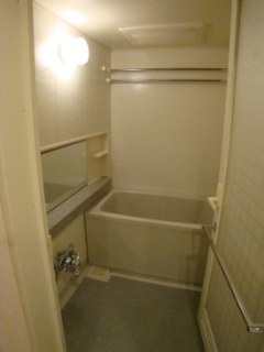 アールヴェール新宿弁天町