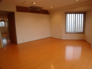 ドミサイル信濃町