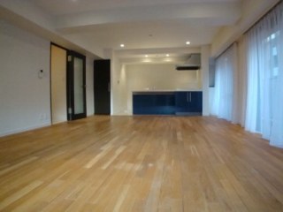 信濃町スワローズマンション
