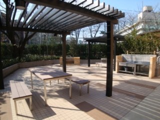 王子ホームズ青山　（OJI　HOMES　AOYAMA）