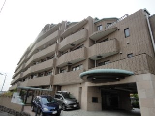 ライオンズガーデン初台