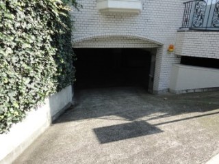 クラウン青山