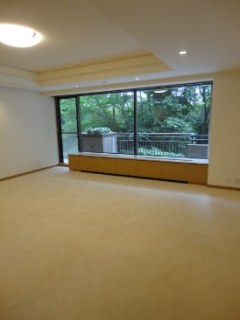 城山トラストコート