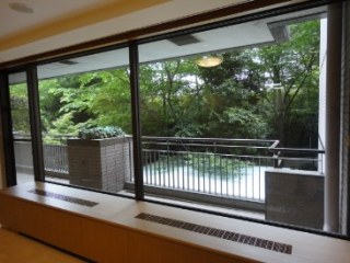 城山トラストコート