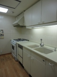 城山トラストコート