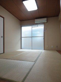 秋元ビル