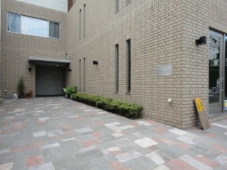 ハウスオブクゼ　(House　of　KUZE)　(店舗　事務所)