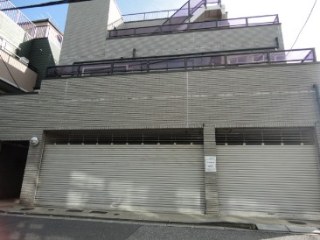 W　HOUSE　(ダブリューハウス)