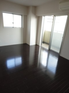エルフラット田町 （L-Flat）