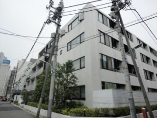 小田急コアロード六本木フロンテ