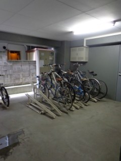 プレジール三番町