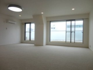 ウィスタリアハイツ一番町