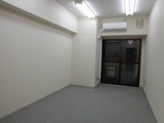 新宿アイランドアネックス　