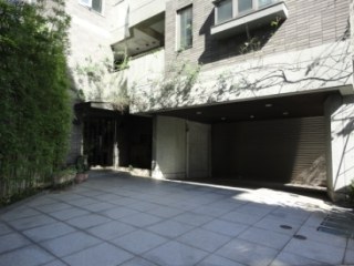 元麻布レジデンシャルフラッツ