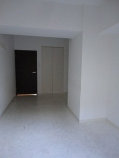 セリーヌ元麻布