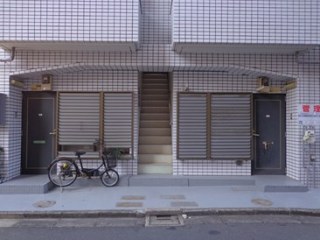 フォー＆フォー四谷ビル