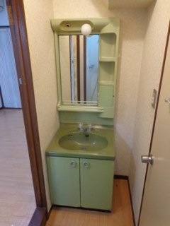 フォー＆フォー四谷ビル