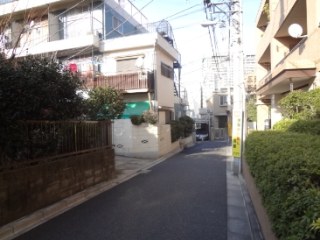 ファミールグラン四谷