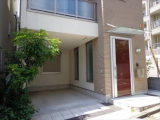 代々木2丁目戸建