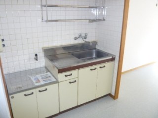 イイオハイツ　(事務所・住居)