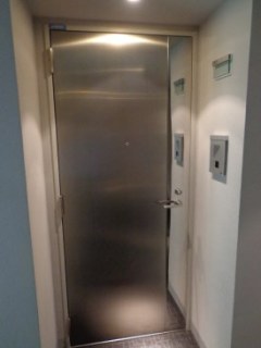 アパートメンツタワー六本木 （Apartments Tower）