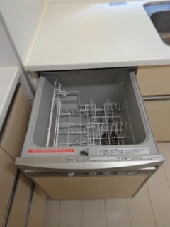 アパートメンツタワー六本木 （Apartments Tower）