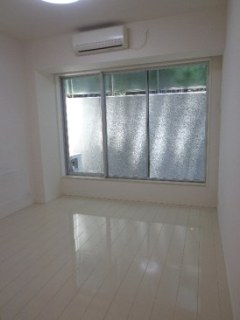 アパートメンツタワー六本木 （Apartments Tower）