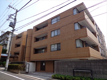 クリスティホームズ