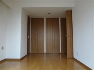 ガーデンテラス神宮前　(事務所)