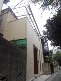 四谷4丁目戸建　