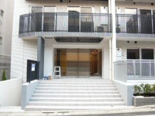ライオンズフォーシア中野坂上　