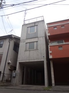 代々木三丁目戸建