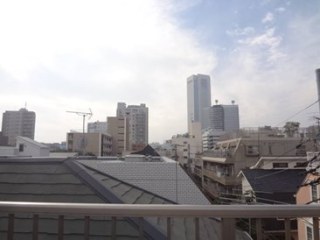 代々木三丁目戸建