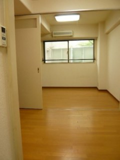 メイツ新宿なつめ坂