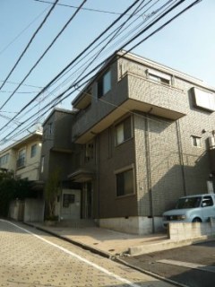 コリナス神宮前
