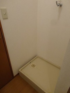 コリナス神宮前