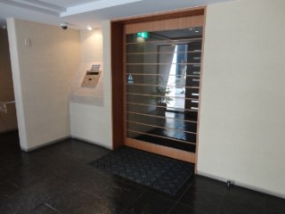 モア・クレスト神宮前