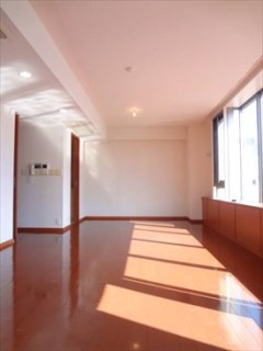 ヴェーゼント市ヶ谷
