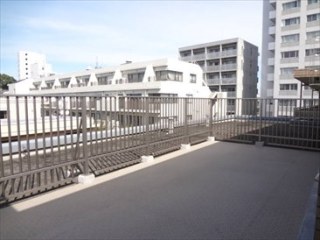 ヴェーゼント市ヶ谷
